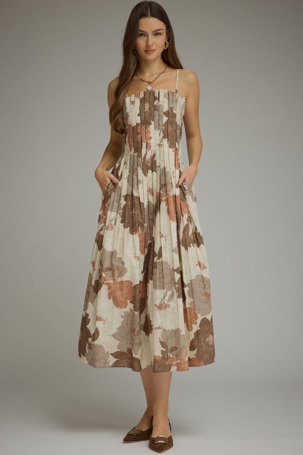 Floral sleeveless midi dress
