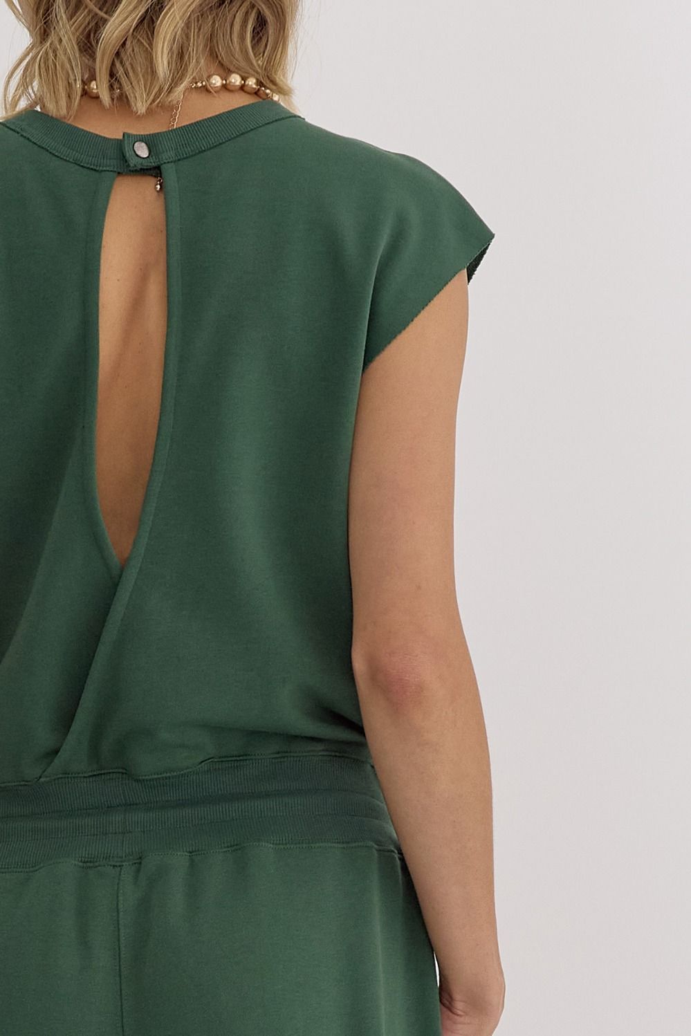 Solid round neck sleeveless oversized jumpsuit